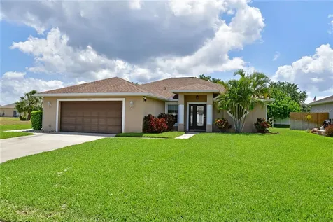 2206 14th Street W Palmetto FL 34221