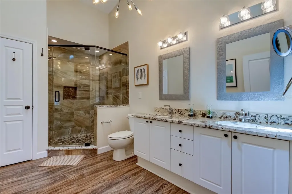 129 Brent Circle Oldsmar FL 34677