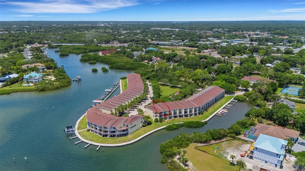 129 Brent Circle Oldsmar FL 34677