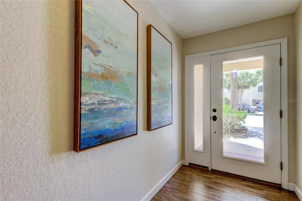 129 Brent Circle Oldsmar FL 34677