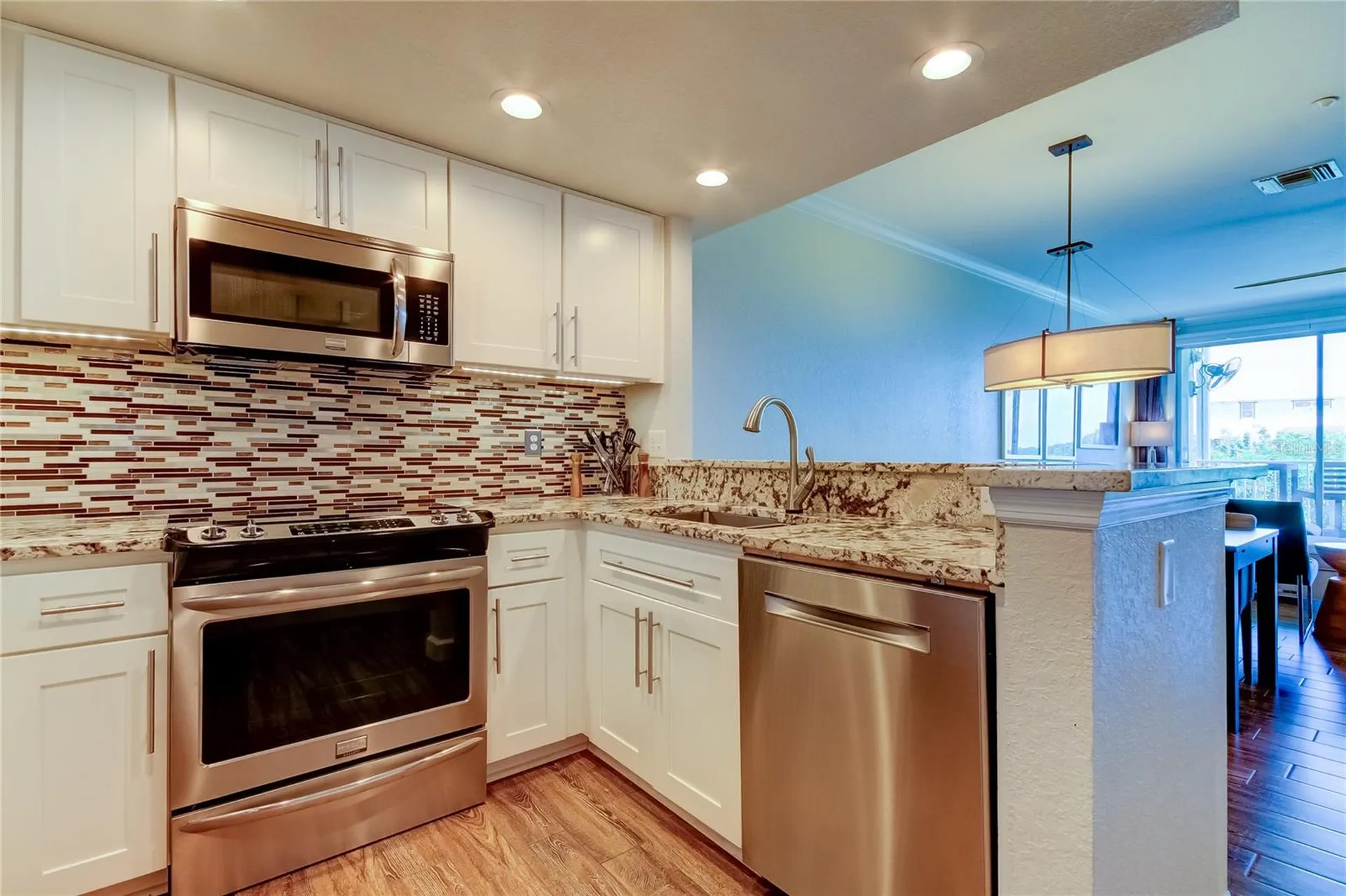 129 Brent Circle Oldsmar FL 34677