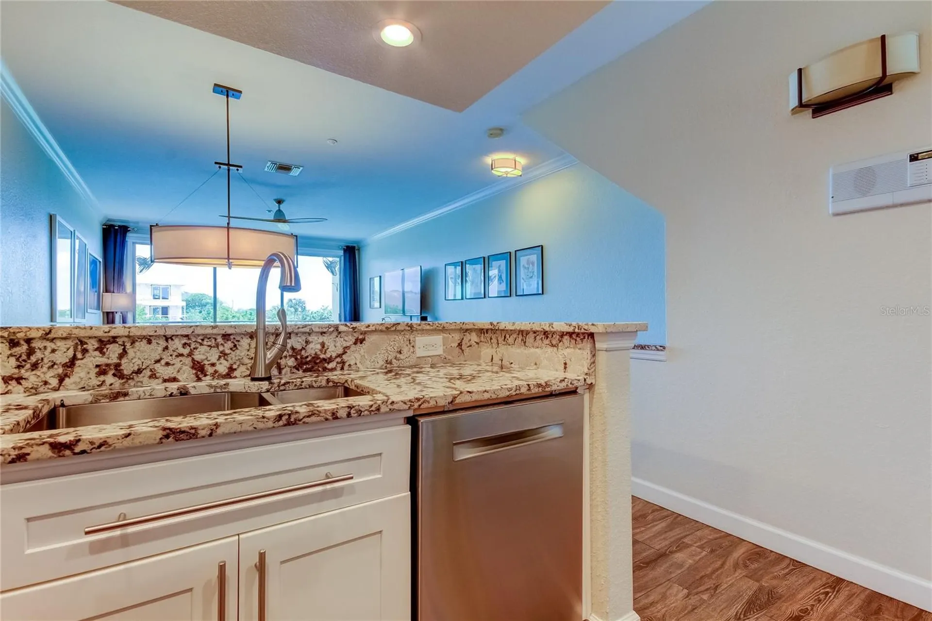 129 Brent Circle Oldsmar FL 34677