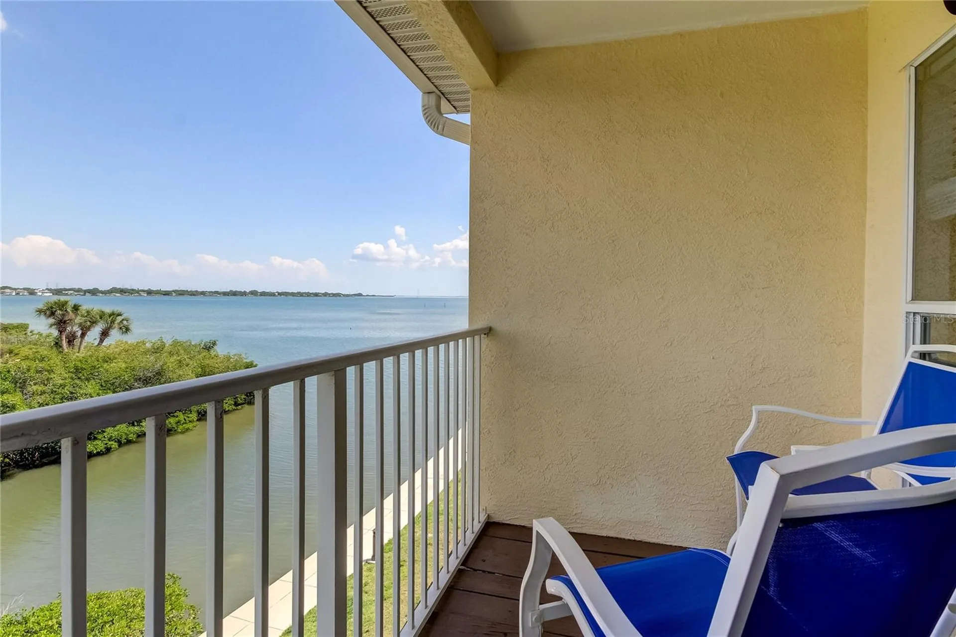 129 Brent Circle Oldsmar FL 34677