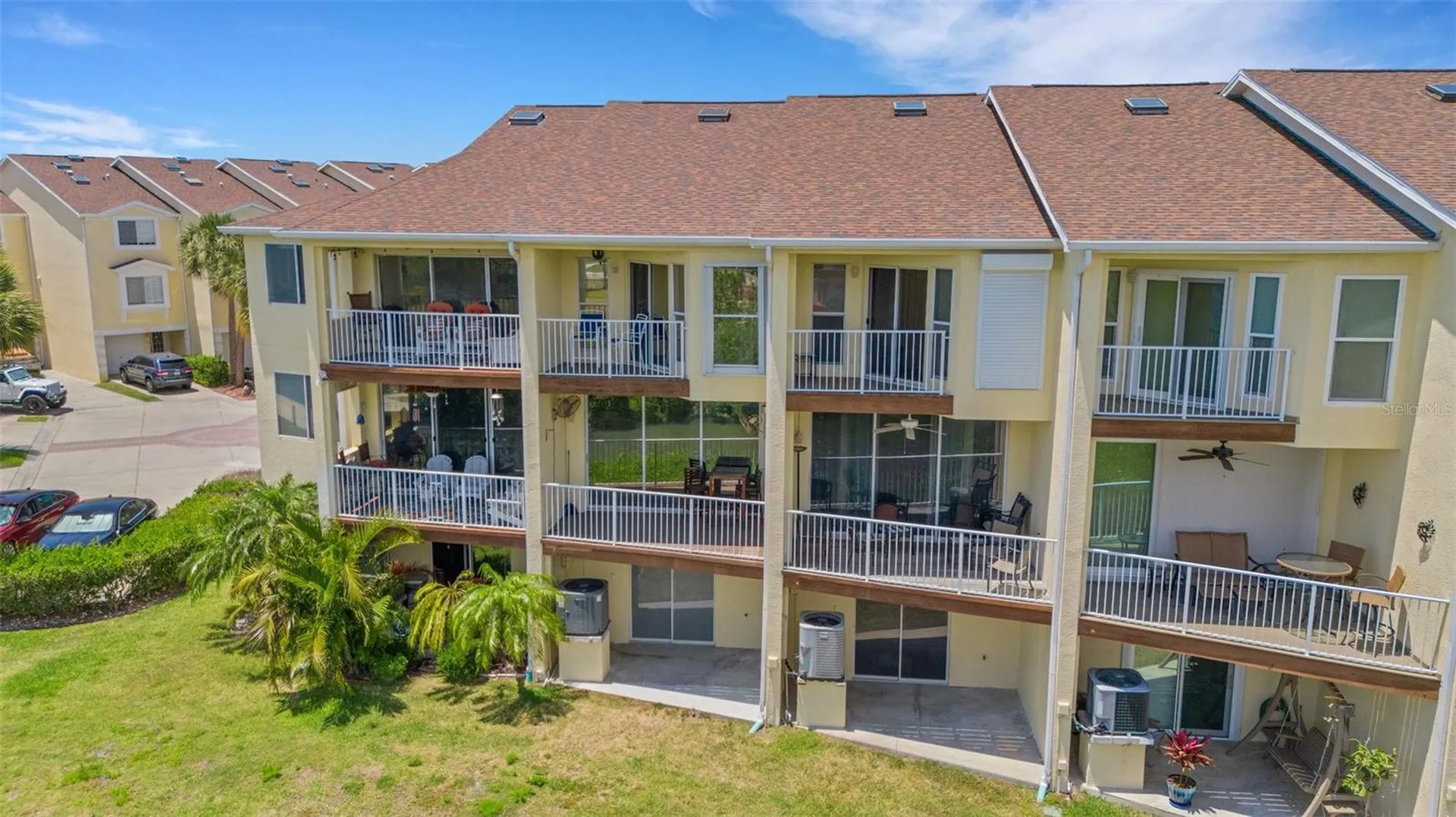 129 Brent Circle Oldsmar FL 34677