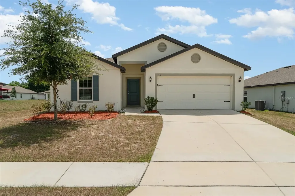 1342 Brenway Drive Mascotte FL 34753