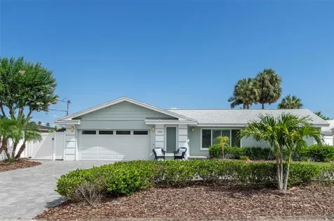 1456 40th Avenue NE St Petersburg FL 33703