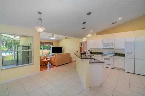 21 Sanctuary Avenue Debary FL 32713