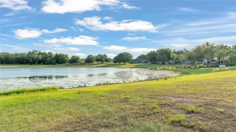981 Country Lake Circle Lake Wales FL 33898