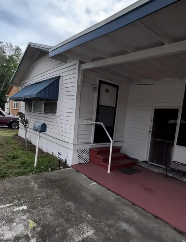 3850 14th Avenue S St Petersburg FL 33711
