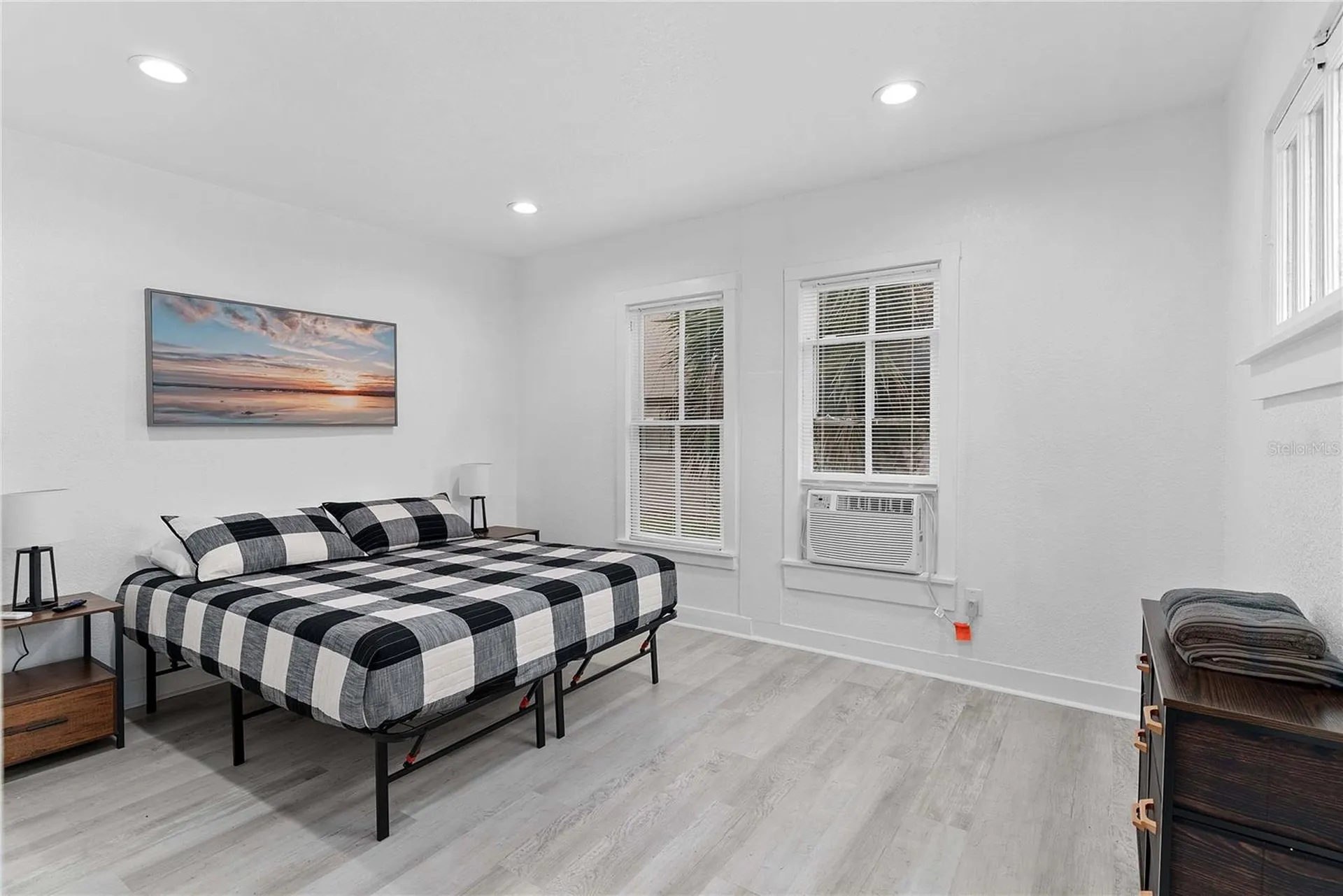 412 E Harwood Street Orlando FL 32803