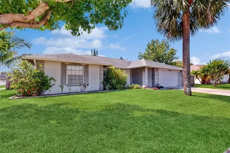 2656 Sumba Avenue Orlando FL 32837