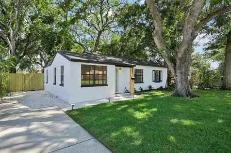 262 41st Avenue NE St Petersburg FL 33703
