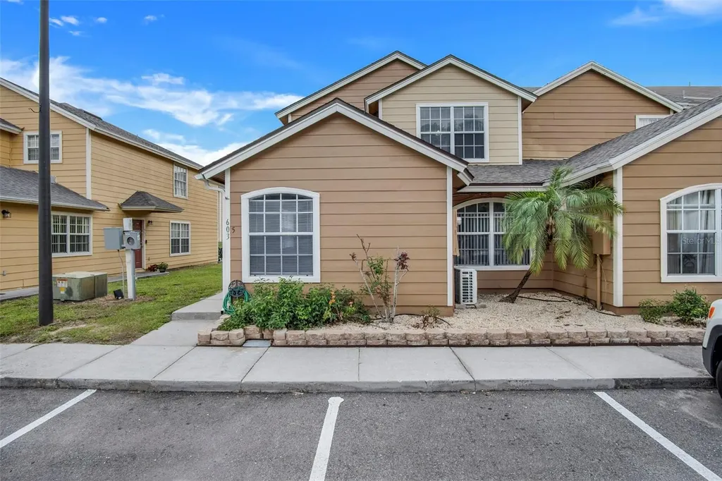 603 Coconut Palm Way Davenport FL 33897
