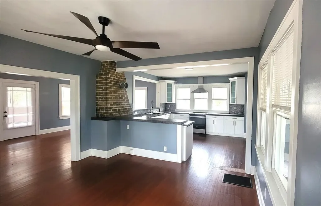 510 Tighe Avenue Seffner FL 33584