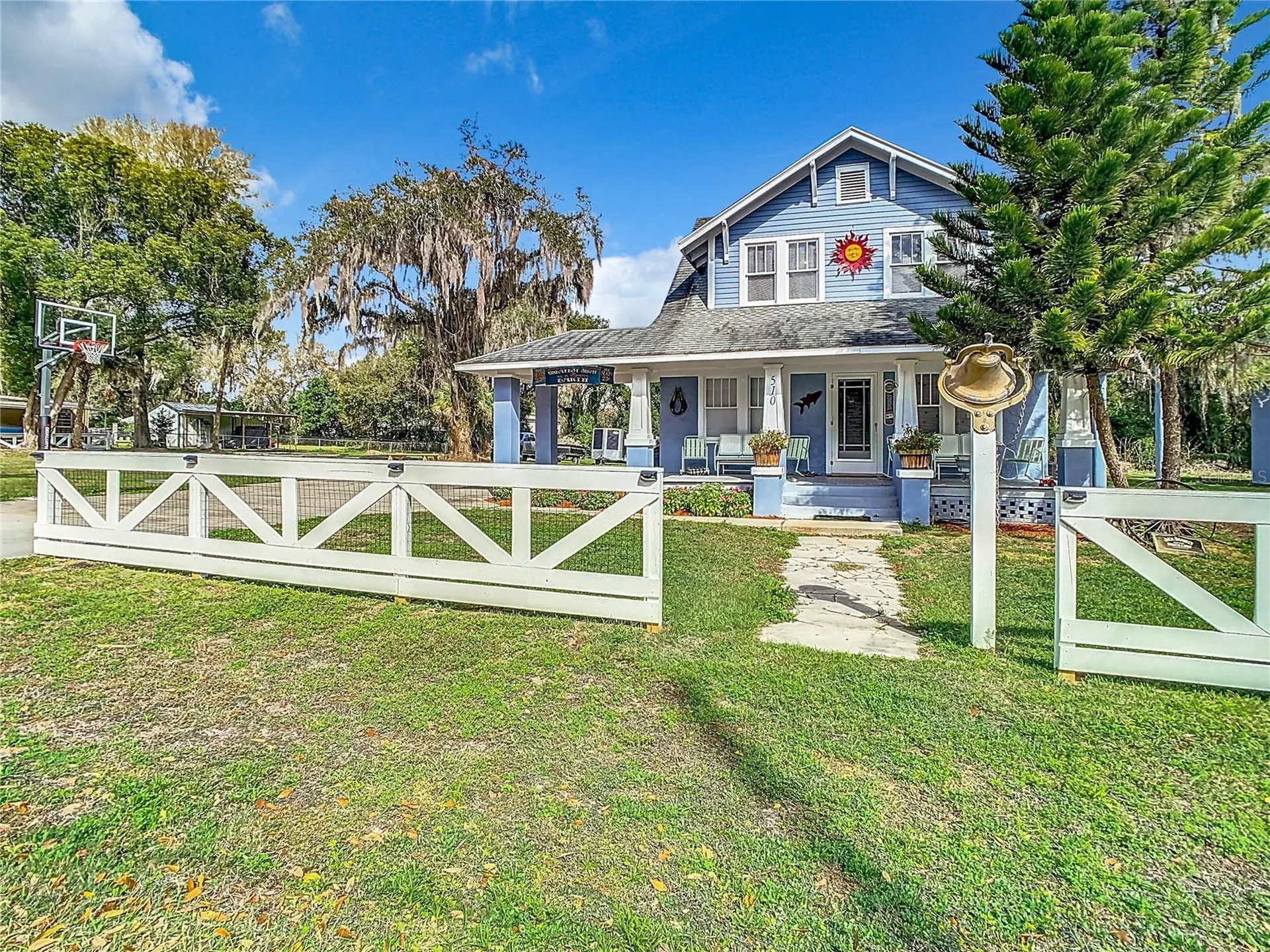 510 Tighe Avenue Seffner FL 33584