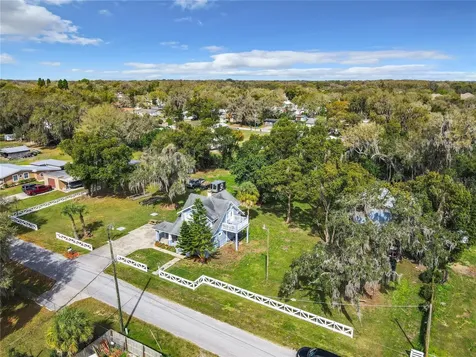 510 Tighe Avenue Seffner FL 33584