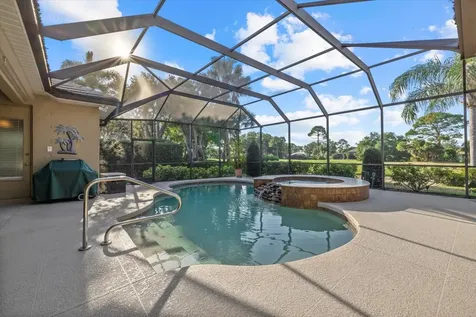 2147 Calusa Lakes Boulevard Nokomis FL 34275
