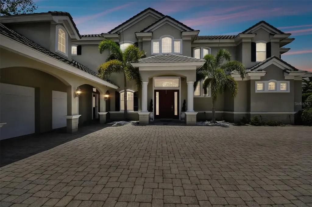 301 Signature Terrace Safety Harbor FL 34695