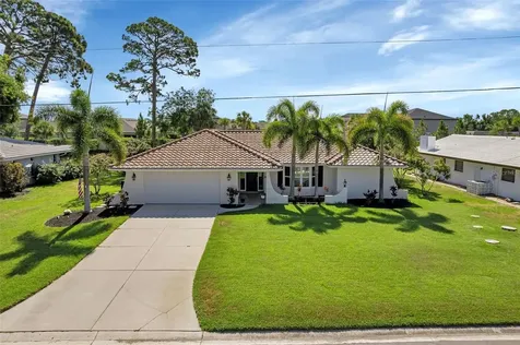 2212 Lakewood Drive Nokomis FL 34275