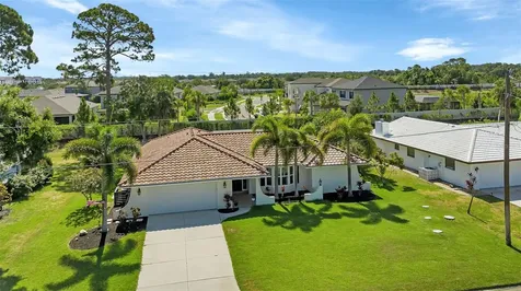 2212 Lakewood Drive Nokomis FL 34275