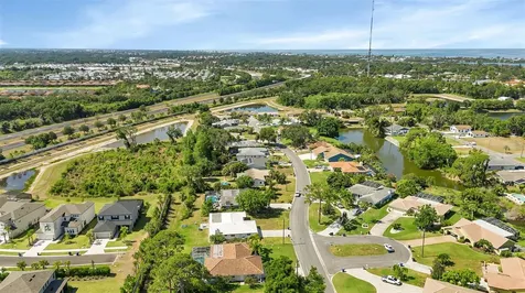 2212 Lakewood Drive Nokomis FL 34275