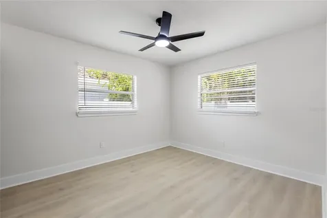 1811 Massachusetts Avenue NE St Petersburg FL 33703
