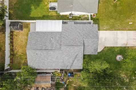 1811 Massachusetts Avenue NE St Petersburg FL 33703