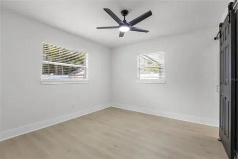 1811 Massachusetts Avenue NE St Petersburg FL 33703