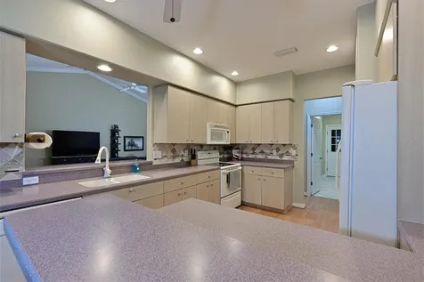 5708 Eastwind Drive Sarasota FL 34233