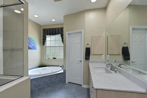 5708 Eastwind Drive Sarasota FL 34233