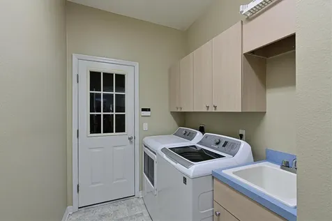 5708 Eastwind Drive Sarasota FL 34233