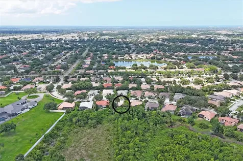 5708 Eastwind Drive Sarasota FL 34233