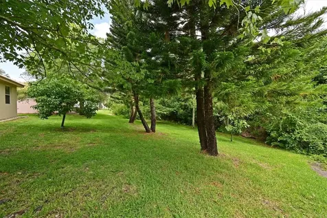 5708 Eastwind Drive Sarasota FL 34233