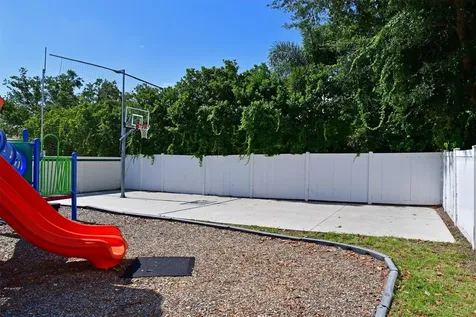 5708 Eastwind Drive Sarasota FL 34233