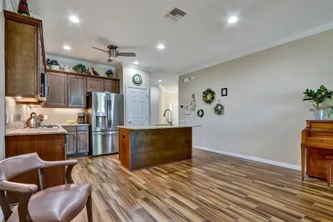 8014 Pine Crest Street Seminole FL 33777