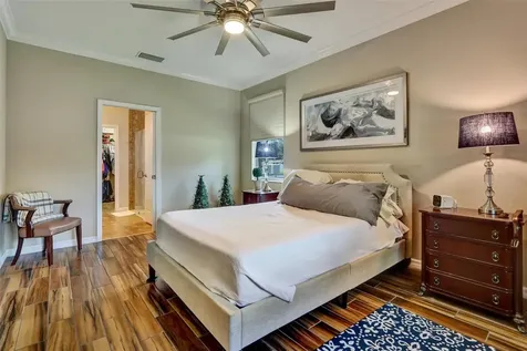 8014 Pine Crest Street Seminole FL 33777