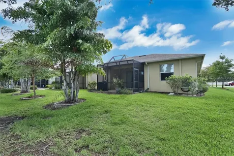 8014 Pine Crest Street Seminole FL 33777