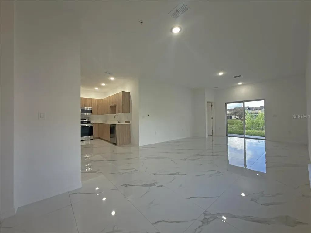 1738 Barton Towne Circle St Cloud FL 34769