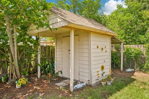 2526 Stratford Drive Sarasota FL 34232