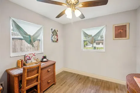 2526 Stratford Drive Sarasota FL 34232