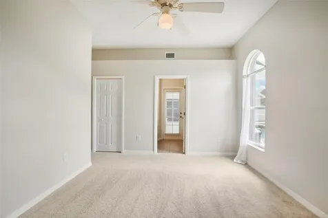 10010 Kingshyre Way Tampa FL 33647