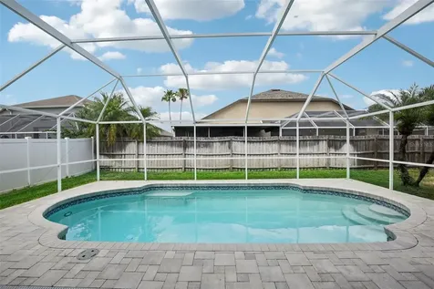 10010 Kingshyre Way Tampa FL 33647