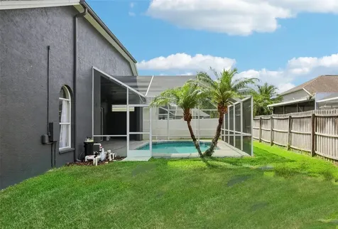 10010 Kingshyre Way Tampa FL 33647