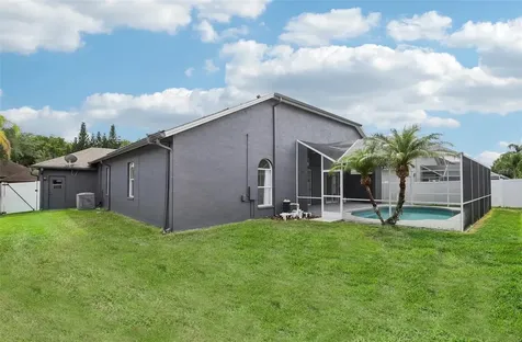 10010 Kingshyre Way Tampa FL 33647