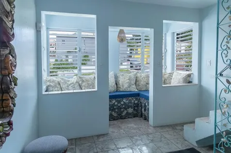 393 Calle Jose Sueiro Vieques PR 00765