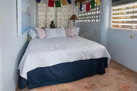 393 Calle Jose Sueiro Vieques PR 00765