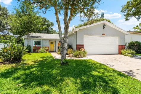 2556 Elderberry Drive Clearwater FL 33761