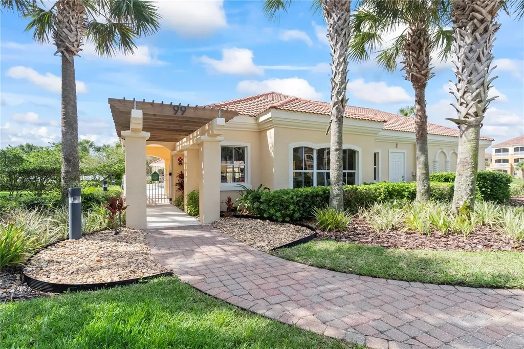 40 Casa Bella Circle Palm Coast FL 32137