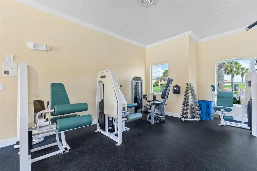 40 Casa Bella Circle Palm Coast FL 32137