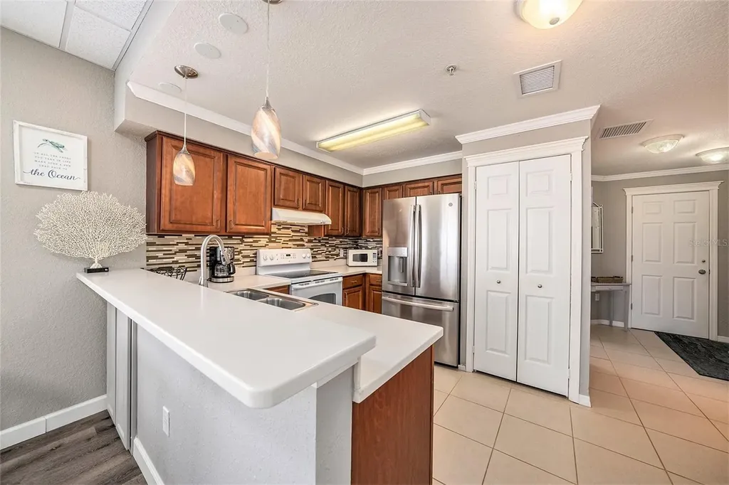 13999 Gulf Boulevard St Petersburg FL 33708
